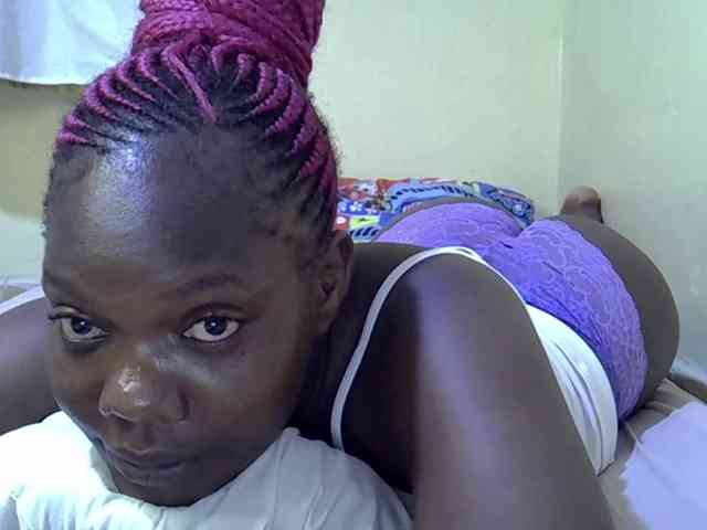 Sweet-Tiffany webcam