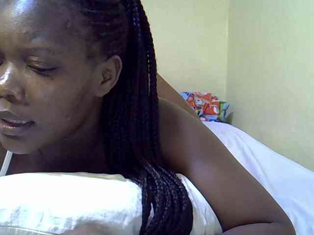 Sweet-Tiffany webcam