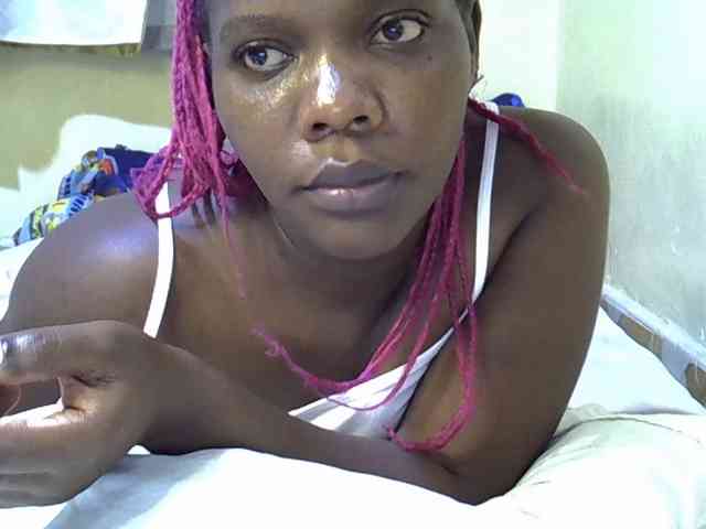 Sweet-Tiffany webcam