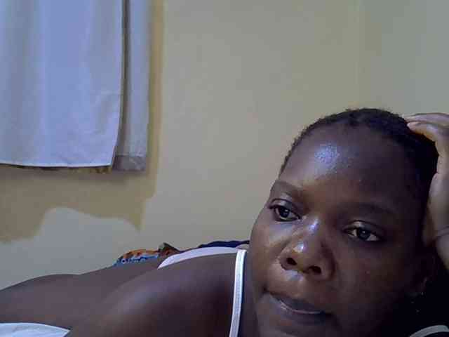 Sweet-Tiffany webcam