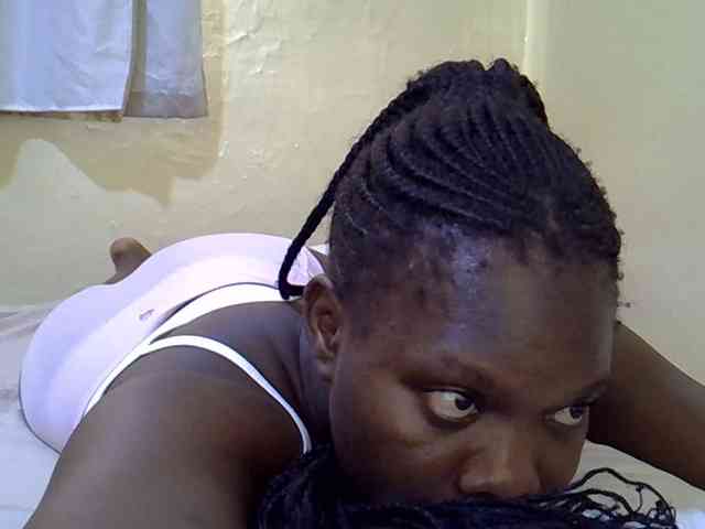 Sweet-Tiffany webcam