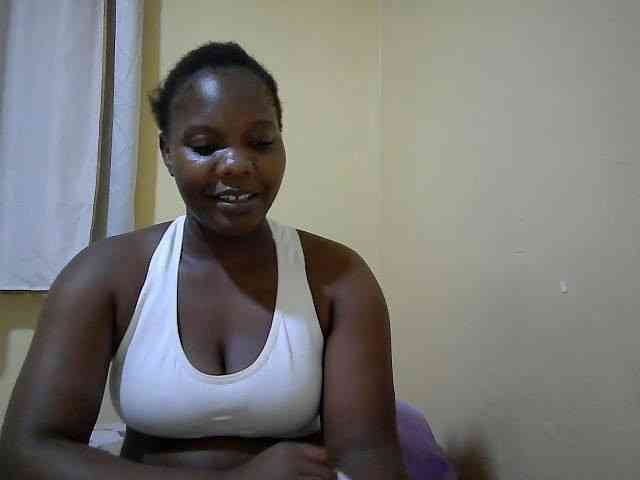 Sweet-Tiffany webcam