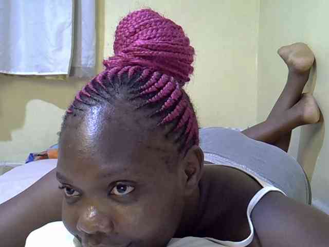 Sweet-Tiffany webcam