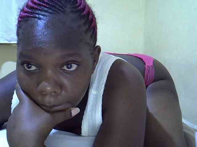 Sweet-Tiffany webcam