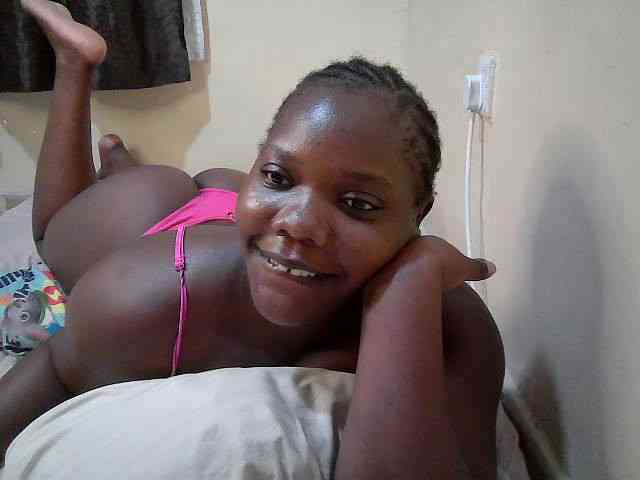 Sweet-Tiffany webcam