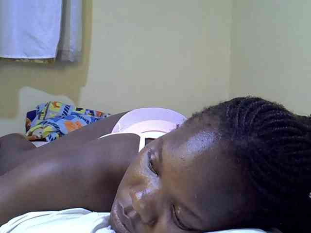 Sweet-Tiffany webcam