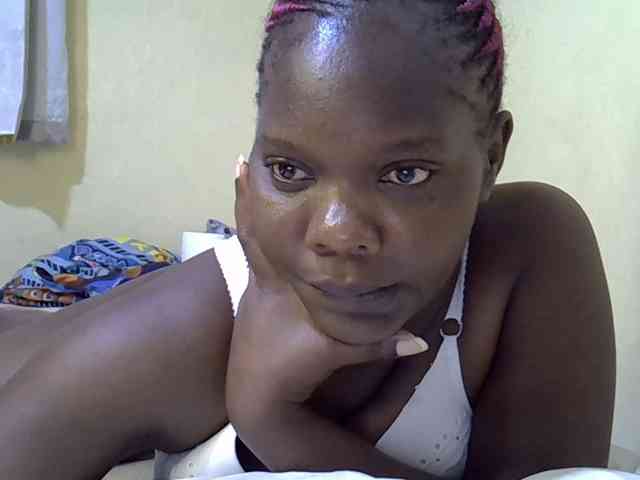 Sweet-Tiffany webcam