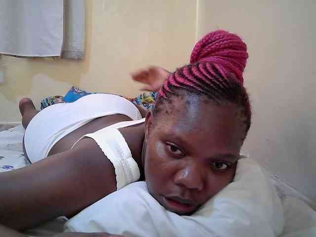 Sweet-Tiffany webcam