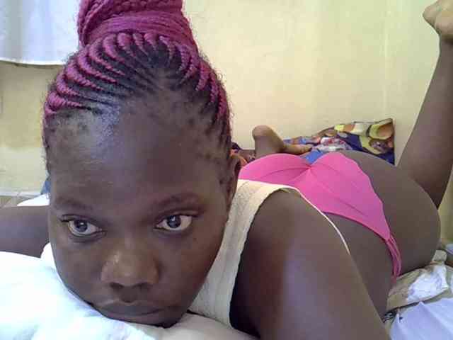 Sweet-Tiffany webcam