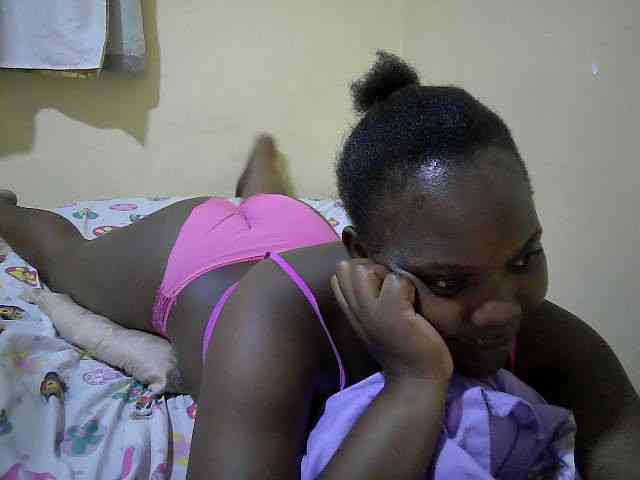 Sweet-Tiffany webcam