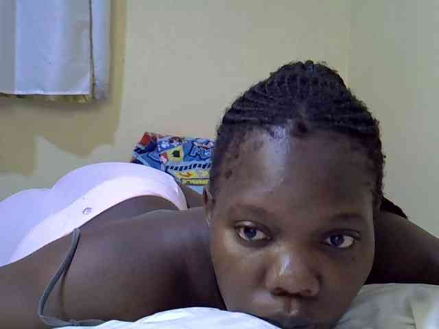 Sweet-Tiffany webcam