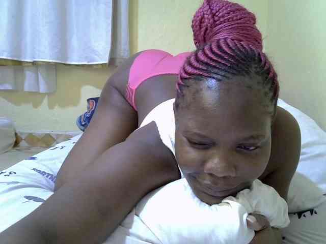 Sweet-Tiffany webcam