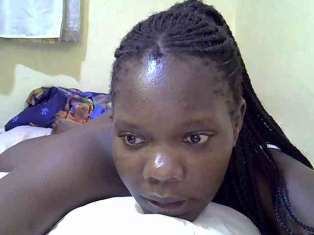 Sweet-Tiffany webcam