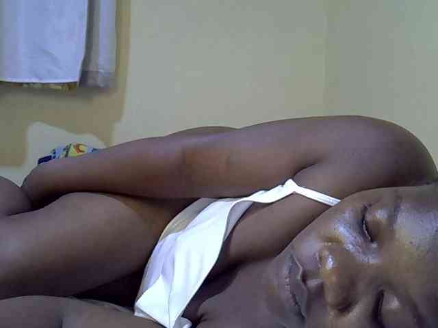 Sweet-Tiffany webcam