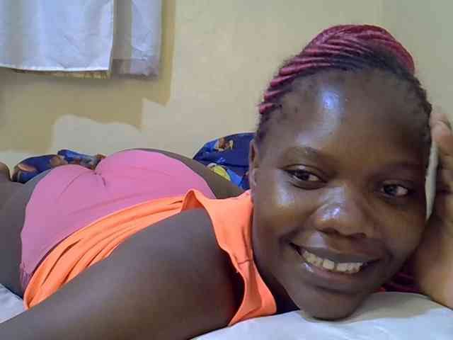 Sweet-Tiffany webcam