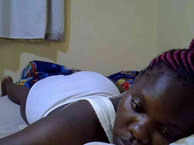 Sweet-Tiffany webcam