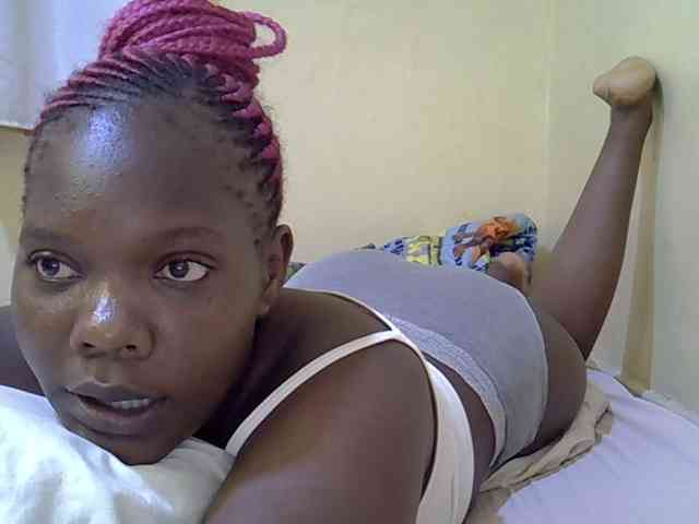 Sweet-Tiffany webcam