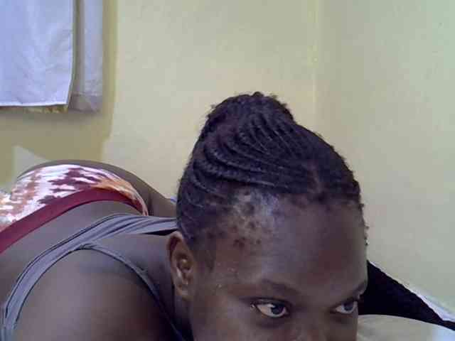 Sweet-Tiffany webcam