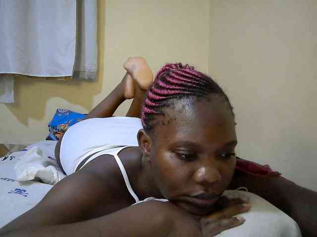 Sweet-Tiffany webcam