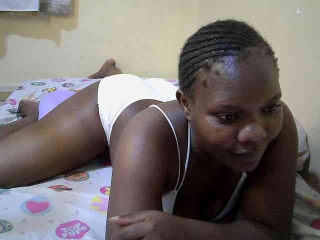 Sweet-Tiffany webcam