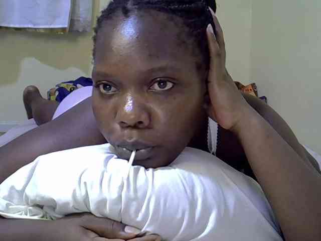 Sweet-Tiffany webcam