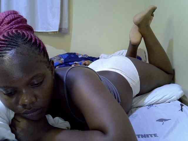 Sweet-Tiffany webcam