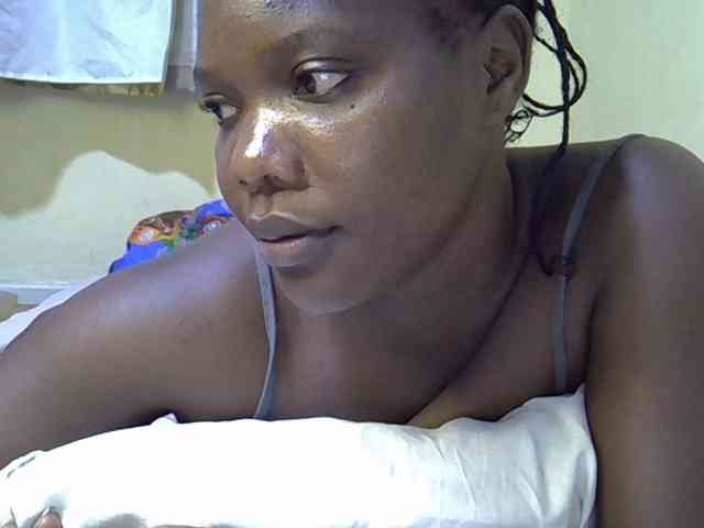 Sweet-Tiffany webcam