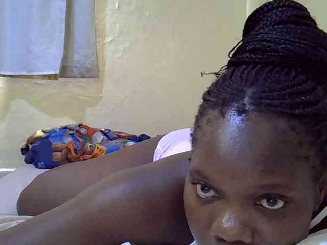 Sweet-Tiffany webcam