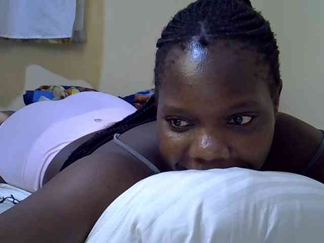 Sweet-Tiffany webcam