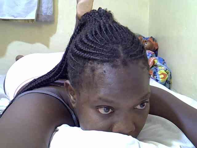 Sweet-Tiffany webcam