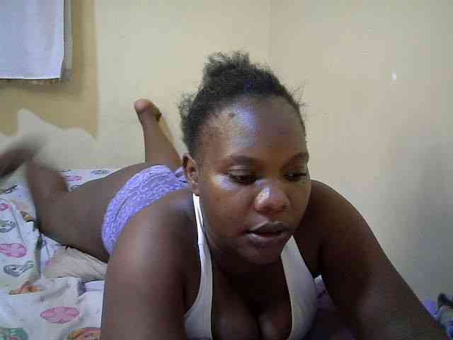 Sweet-Tiffany webcam
