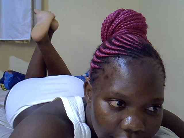 Sweet-Tiffany webcam