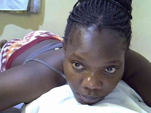 Sweet-Tiffany webcam