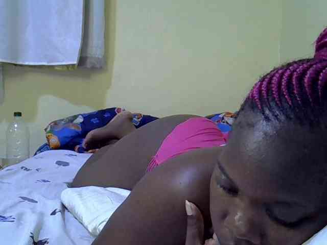 Sweet-Tiffany webcam