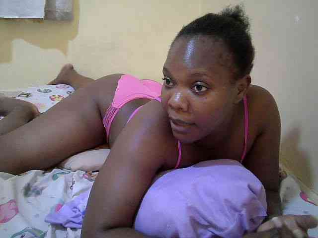 Sweet-Tiffany webcam
