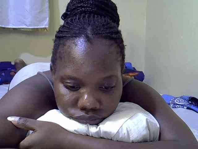 Sweet-Tiffany webcam