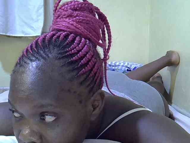 Sweet-Tiffany webcam