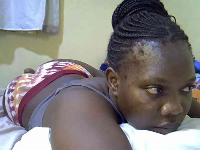 Sweet-Tiffany webcam