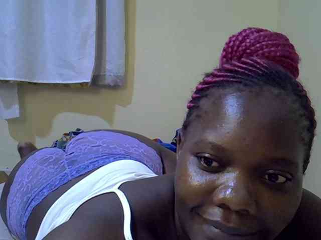 Sweet-Tiffany webcam
