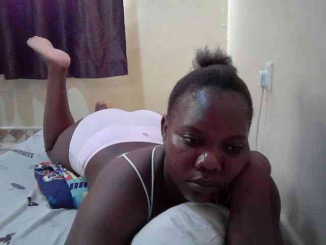 Sweet-Tiffany webcam
