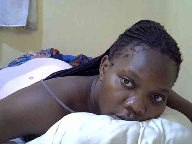 Sweet-Tiffany webcam