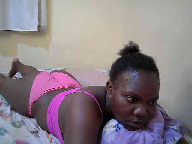 Sweet-Tiffany webcam