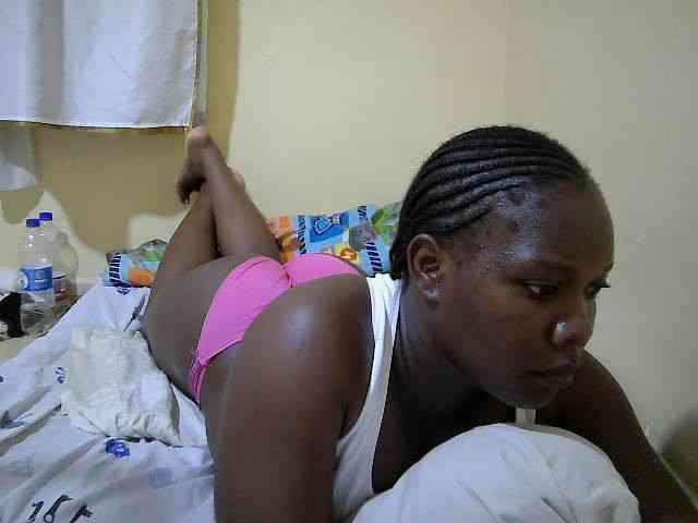 Sweet-Tiffany webcam