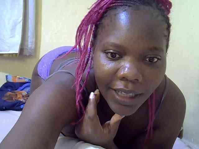 Sweet-Tiffany webcam