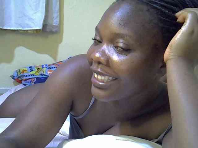 Sweet-Tiffany webcam