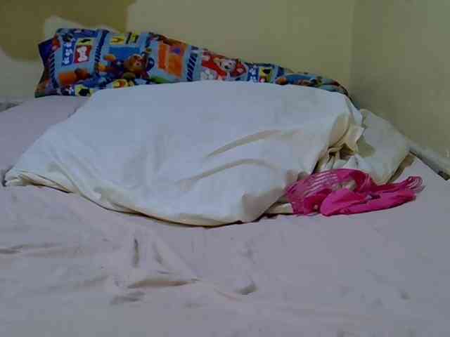 Sweet-Tiffany webcam