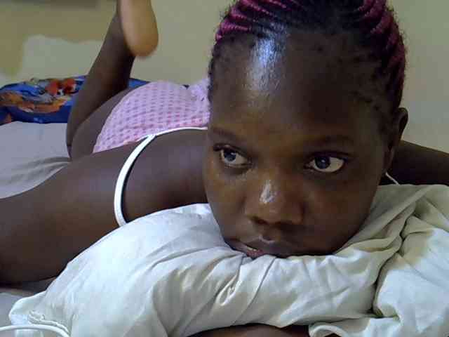 Sweet-Tiffany webcam