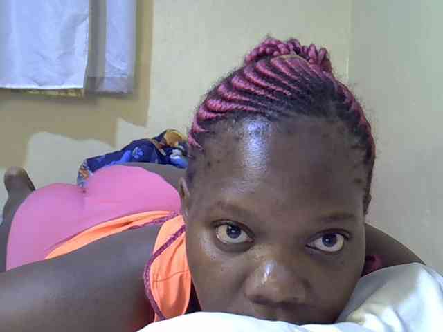 Sweet-Tiffany webcam