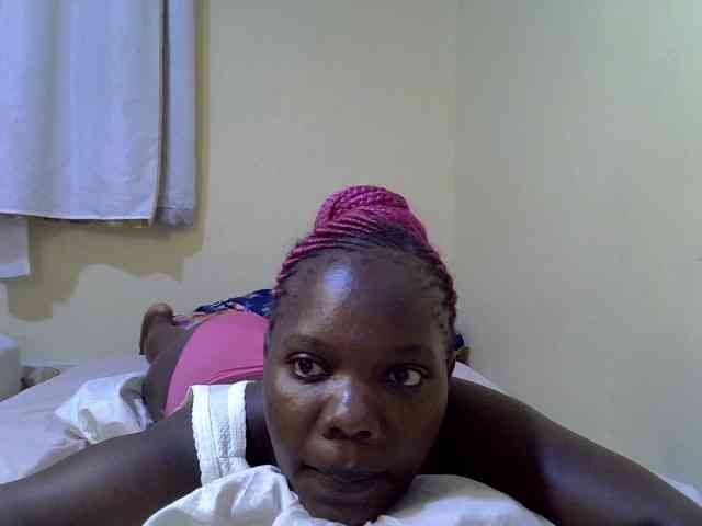 Sweet-Tiffany webcam