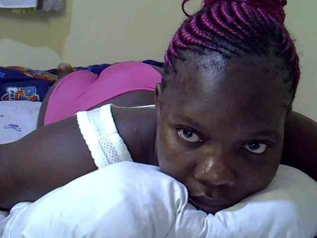 Sweet-Tiffany webcam